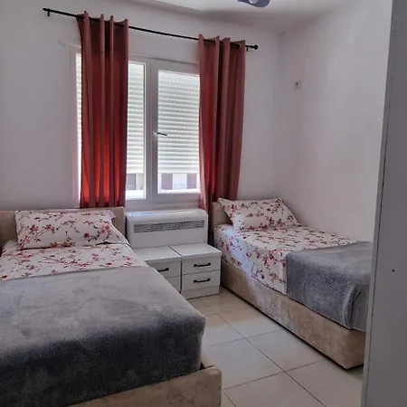 Your Placee דירה *